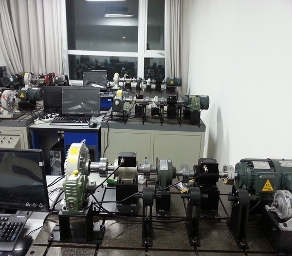 機(jī)械效率試驗(yàn)臺(tái)